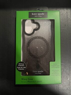 NEW Kate Spade New York Wavy Case With Magsafe For iPhone 17 (Nightfall)
